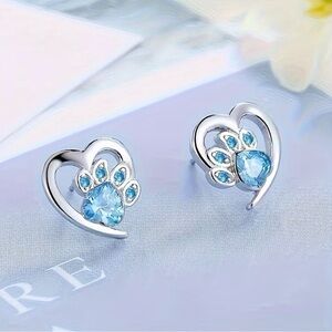 💎4/$20💎Silver Heart Paw Blue Crystal Stud Earrings